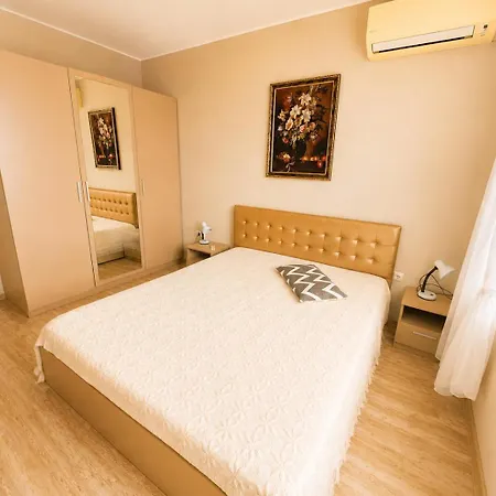 Boutique 2br | Pearl & Views
